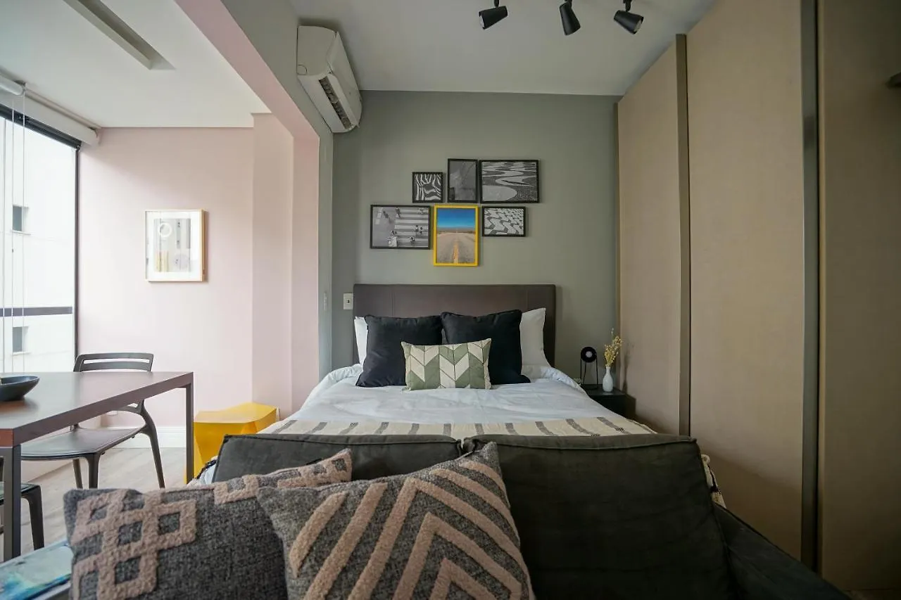 Studio com garagem, academia e piscina no prédio - Vila Olímpia Apartamento São Paulo