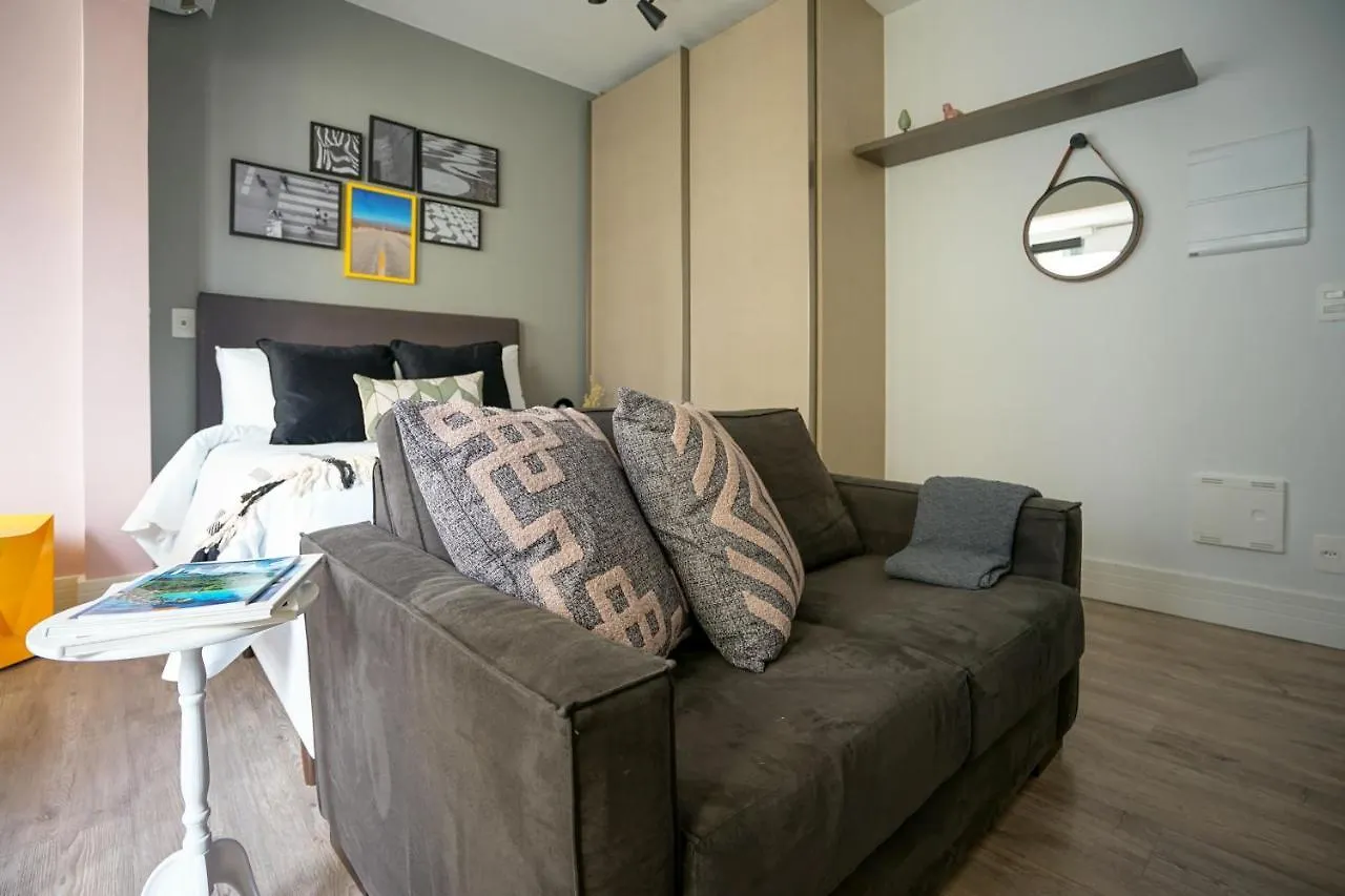 Studio com garagem, academia e piscina no prédio - Vila Olímpia Apartamento São Paulo