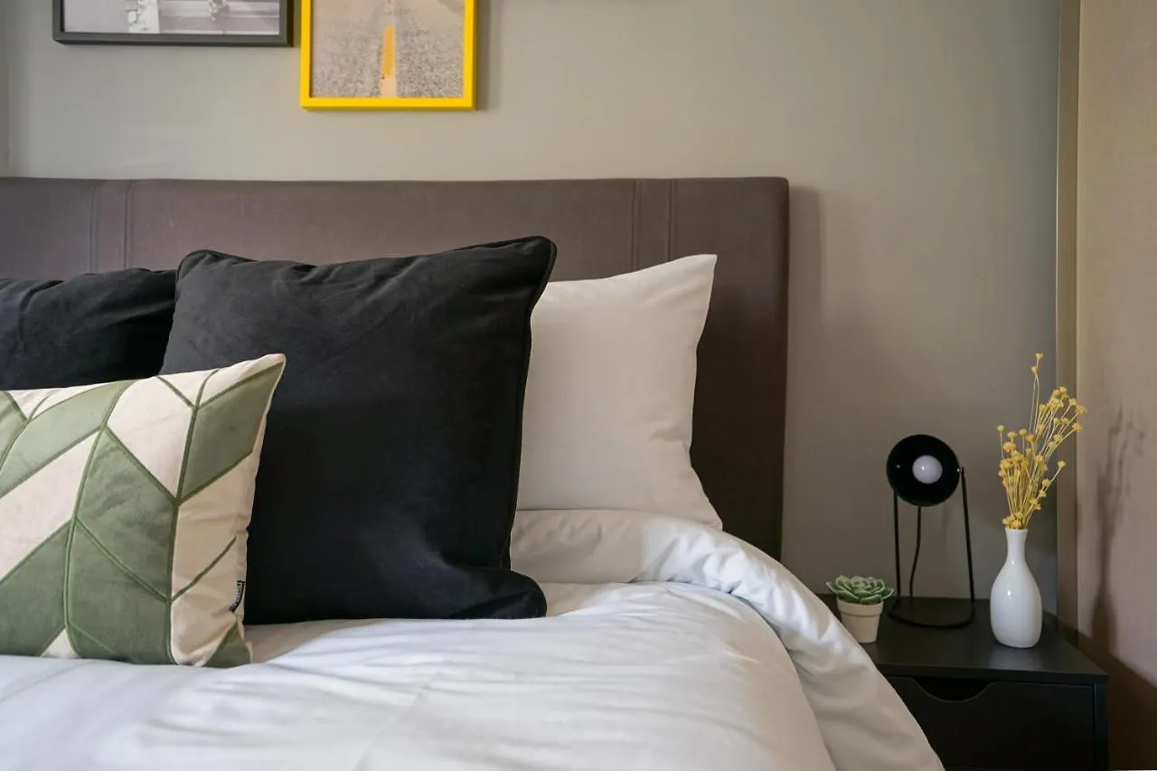 Studio Com Garagem, Academia E Piscina No Predio - Vila Olimpia Apartment Sao Paulo