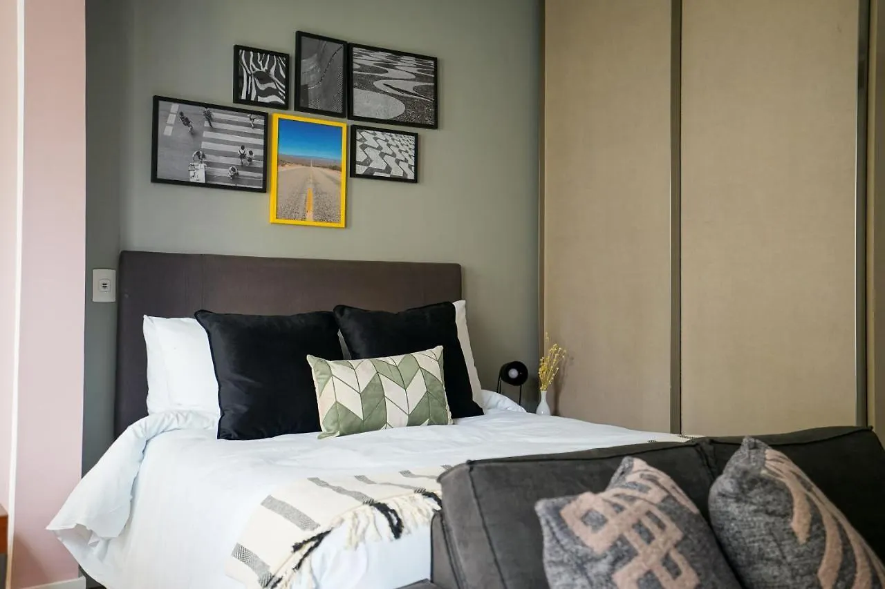 Studio com garagem, academia e piscina no prédio - Vila Olímpia Apartamento São Paulo