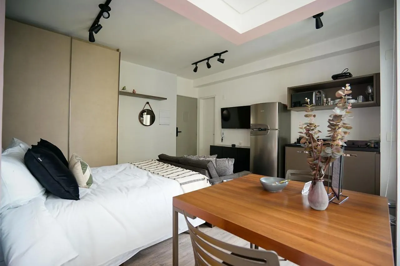 Studio com garagem, academia e piscina no prédio - Vila Olímpia Apartamento São Paulo