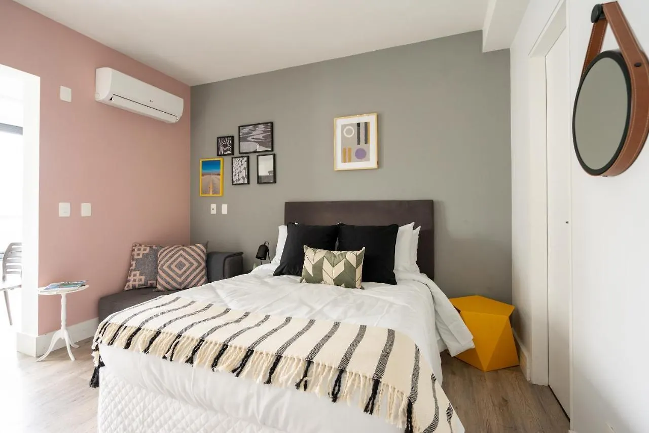 Studio com garagem, academia e piscina no prédio - Vila Olímpia Apartamento São Paulo